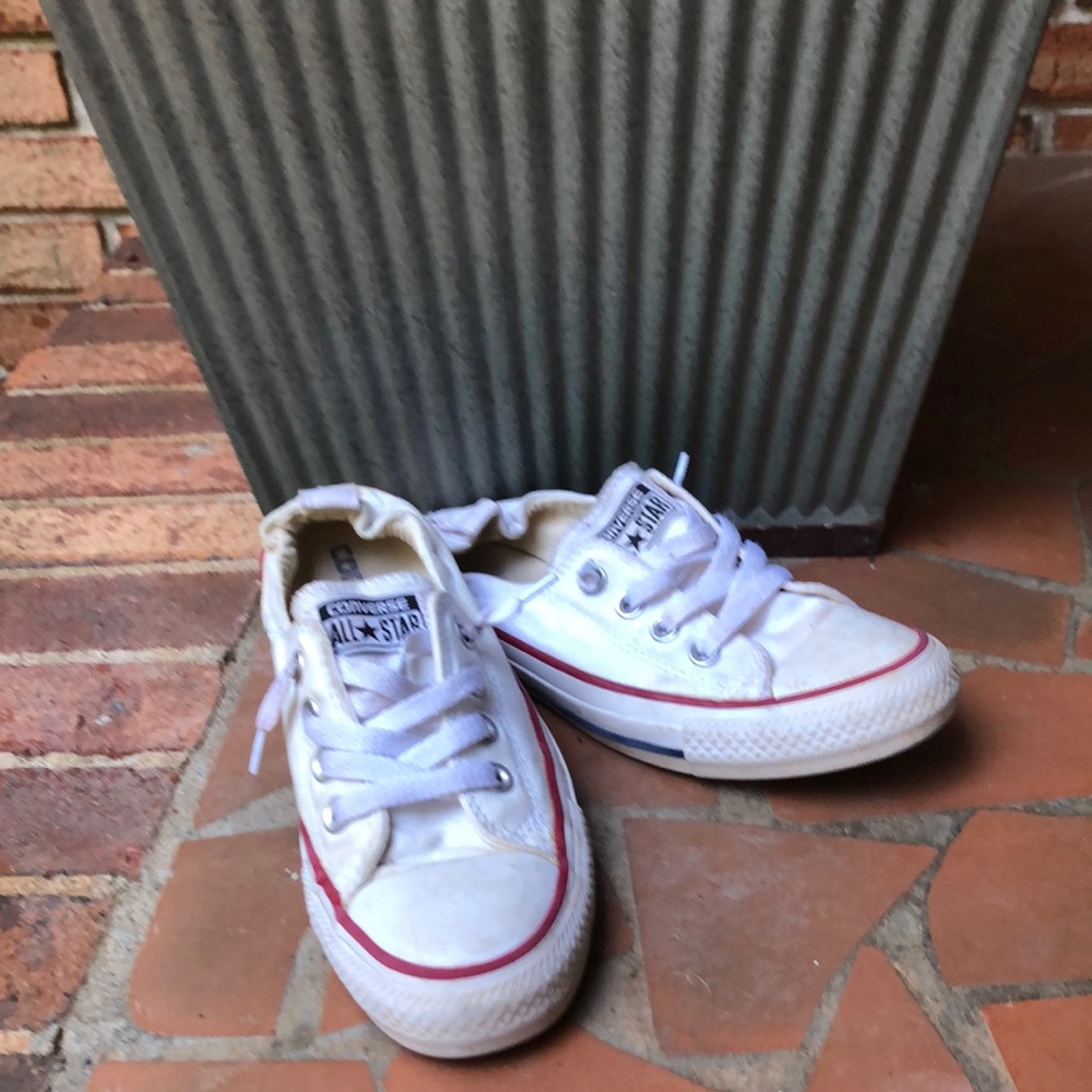 White Converse tennis shoes - gently used